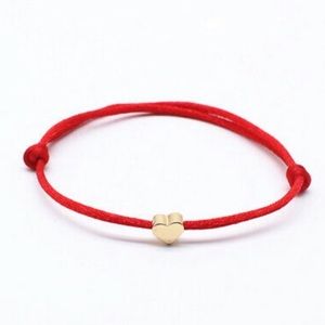 Minimalist Red Rope with Heart  Nwt 💛💛💛